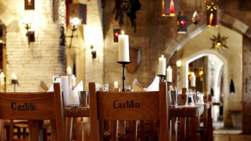 Castillo food