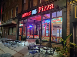 Jonny's Pizza food