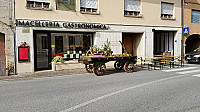 La Gastronomica outside