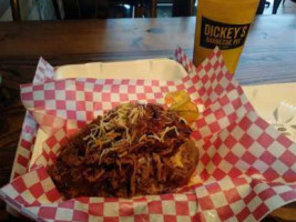 Dickey's Barbecue Pit food