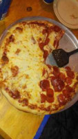 Garbonzo's Pizza food