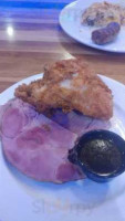 Tradewinds Buffet food