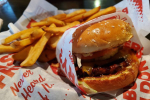 Red Robin Gourmet Burgers And Brews food