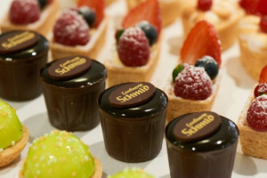 Tea-Room Confiserie Schmid SA food