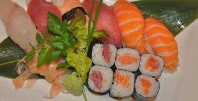 SUSHI D'OR food