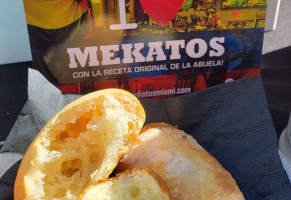 Mekatos Bakery food