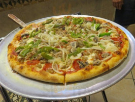 Panatieri’s Pizza And Pasta food