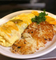 The Omelet Inn food