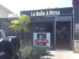 La Boite A Pizza food