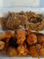 Mui's Chinese Food Carry Out food