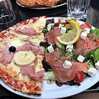 Pizzeria Du Drugstore food