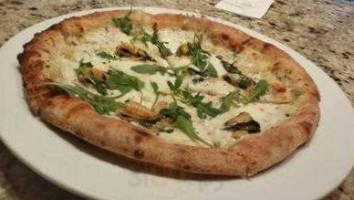 Mario's Woodfired Pizzeria food