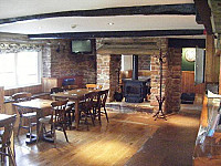 The Cross Keys inside