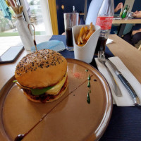 La Cassine Du Burger food