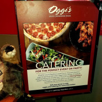 Oggi's Sports Brewhouse Pizza food