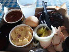 Dickey's Barbecue Pit food