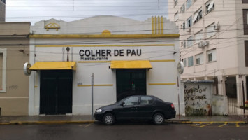 Colher De Pau outside