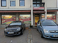 Pizza Service Neusäss outside