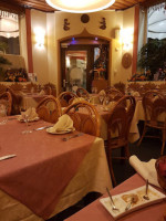 Le Palais Du Bengale food