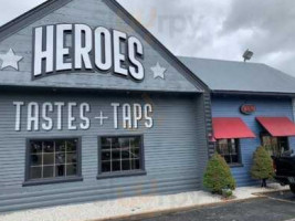 Heroes Tastes Taps outside