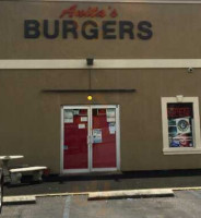 Anita's Smokin' Steak Burgers outside