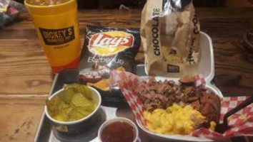 Dickey's Barbecue Pit food