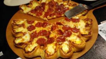 Pizza Hut food