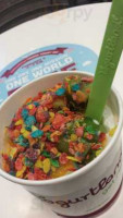 Yogurtland food