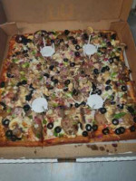 Marcello's Pizza food