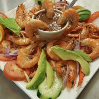 Mariscos San Isidro food