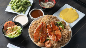 Daruma Hibachi Express food