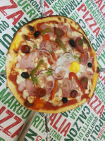 Pronto Pizza food