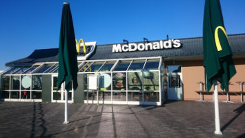 Mcdonald's Wr. Neustadt Wiener Straße outside