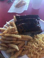 Rib Shack Of Navarre food