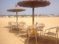 Broncemar Beach Restaurante inside