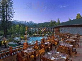 Sierra Cafe Hyatt Regency Incline Village inside