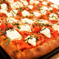 Margherita Pizza Of Kingsville food