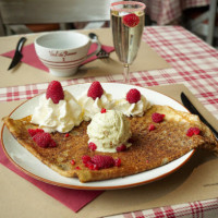 Crêperie L’Épi De Blé Cap Malo inside