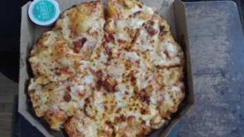 Domino's Pizza food