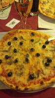 Pizzeria La Lanterna food