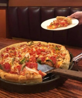 Uno Pizzeria Grill Newtown Square food