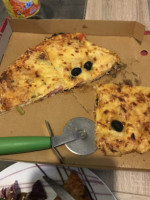 Ramutcho Pizza food