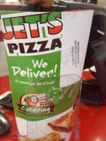 Jet's Pizza food