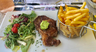 La Grand Voile Brasserie food