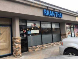 Raan Thai outside