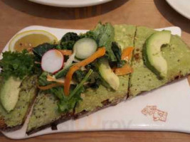 Le Pain Quotidien food