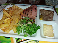 Les 3 Monts food