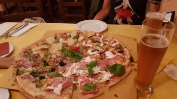 Pizzeria La Locanda Sonamour food