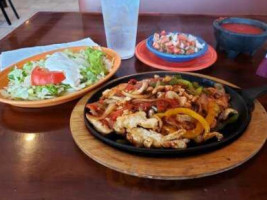 Los Compadres Mexican food