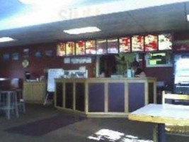 Angelos Pizza inside